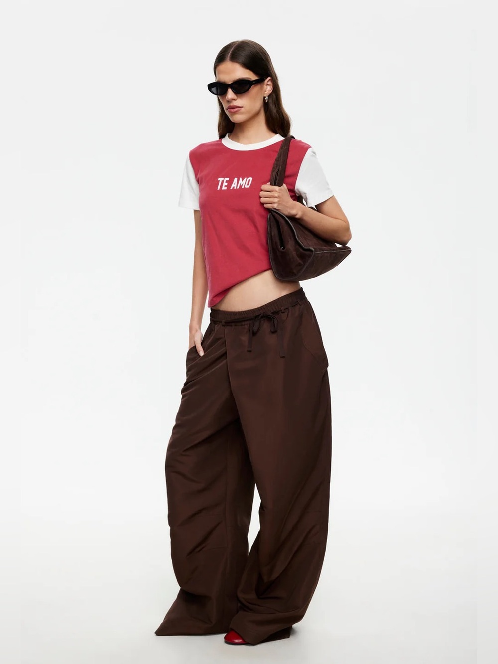 Lioness Te Amo Tee | crimson A3